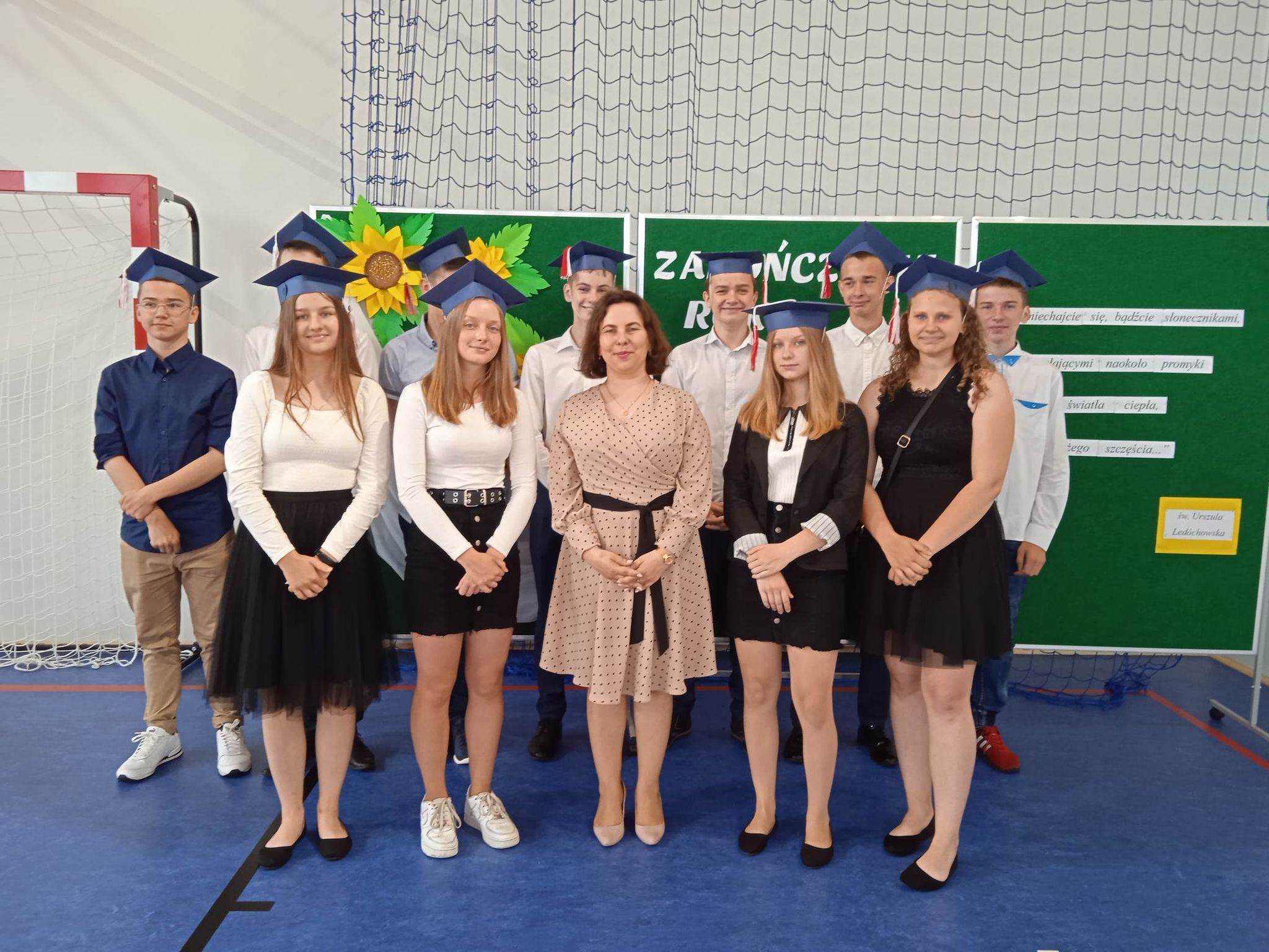 2021.06.25 Zakończenie Roku Szkolnego i pożegnanie kl 8 6