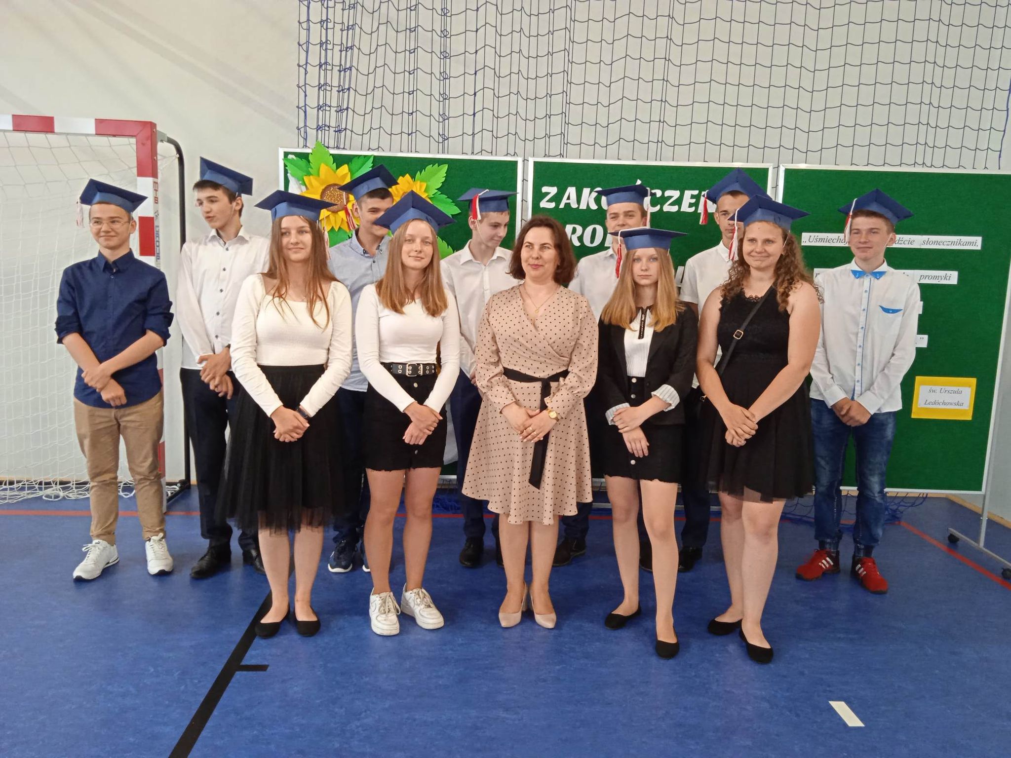 2021.06.25 Zakończenie Roku Szkolnego i pożegnanie kl 8 4