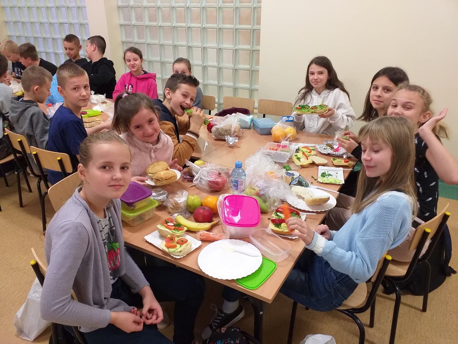 75071224_432108740785754_7593992617348562944_n