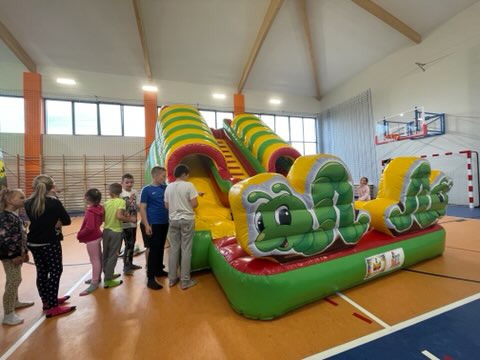 285272326_430889925240517_1402673764691181610_n