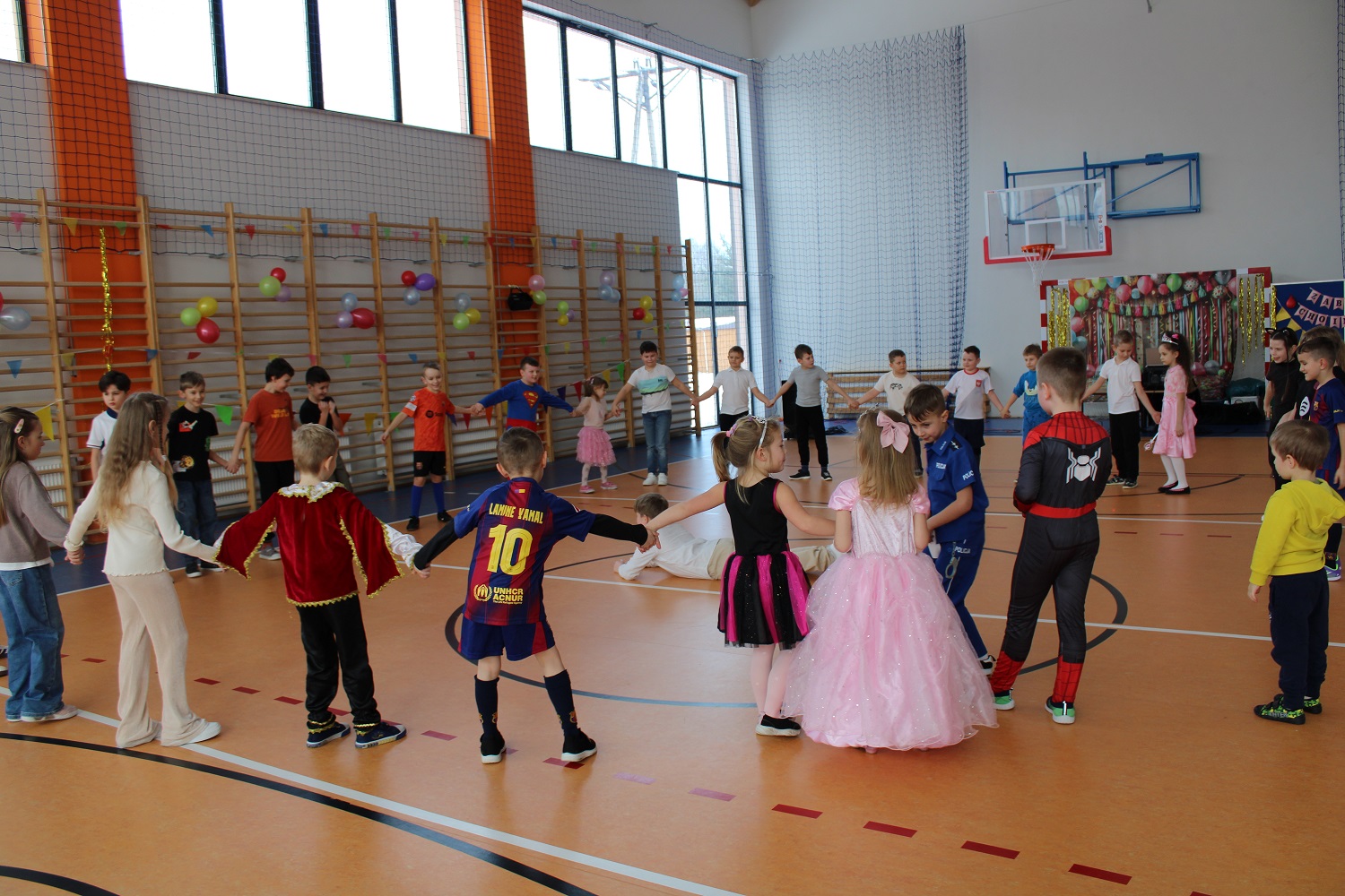 Zabawa Choinkowa (2)